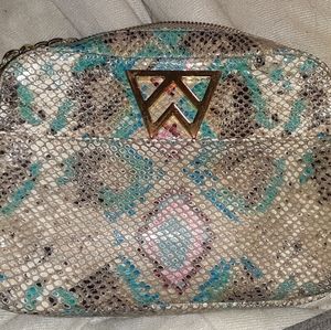 Kelly Wynne Mingle Mingle mini in multi python